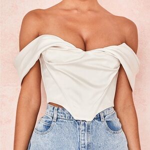 SILVA
IVORY SATIN DRAPED SHOULDER CORSET TOP
